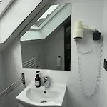 Blauer Stein - Core Haus *