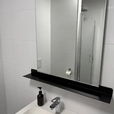 Im Tal 2 Haus - 2 We, 5 Sz,3 Baeder, 11 Betten - Klimaanlage *