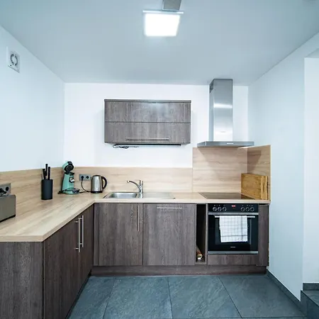 Im Tal 2 Haus - 2 We, 5 Sz,3 Baeder, 11 Betten - Klimaanlage Bergheim (Rhein-Erft-Kreis)