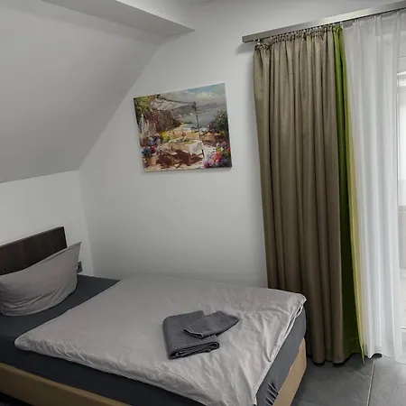 Im Tal 2 Haus - 2 We, 5 Sz,3 Baeder, 11 Betten - Klimaanlage