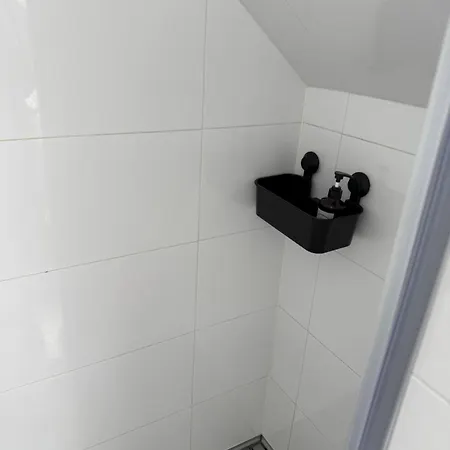 Im Tal 2 Haus - 2 We, 5 Sz,3 Baeder, 11 Betten - Klimaanlage Lägenhet *