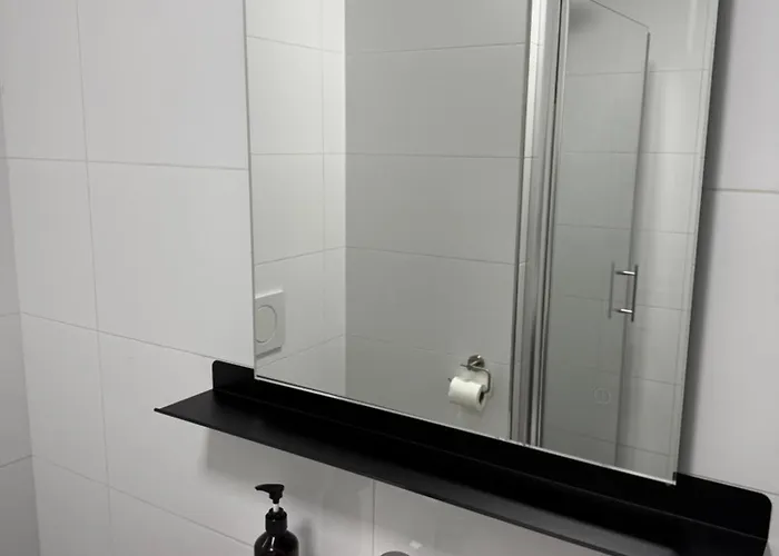 Im Tal 2 Haus - 2 We, 5 Sz,3 Baeder, 11 Betten - Klimaanlage *