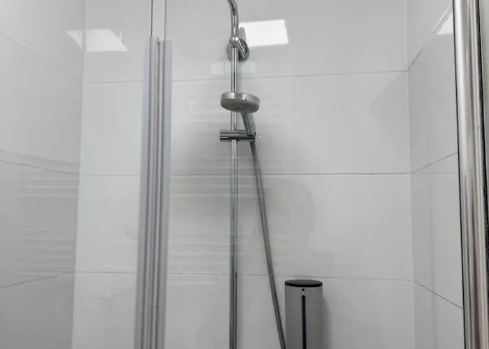 Im Tal 2 Haus - 2 We, 5 Sz,3 Baeder, 11 Betten - Klimaanlage Bergheim (Rhein-Erft-Kreis)