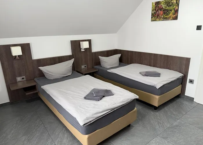 Im Tal 2 Haus - 2 We, 5 Sz,3 Baeder, 11 Betten - Klimaanlage 贝格海姆